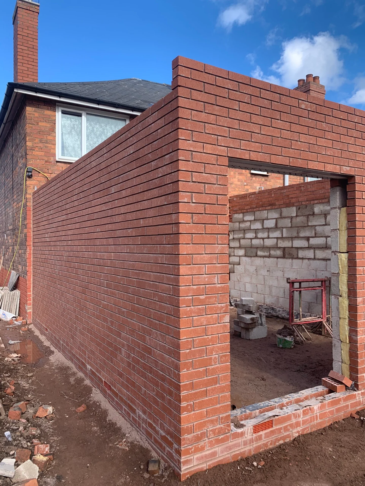 Bricklaying services in Wolverhampton and nearby areas by Gora Bricklayers for residential and commercial projects